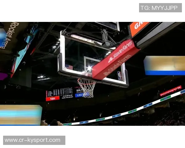 汤姆林表现出色32分钟内高效得分14分并贡献4篮板