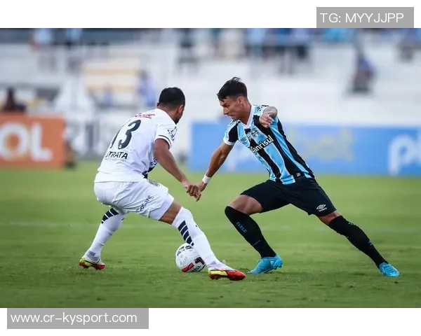 维拉官方宣布签下19岁格雷米奥边锋阿利松转会费达800万欧元